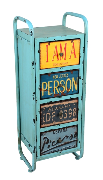 SINGLE VINTAGE LICENSE PLATE CHEST OF DRAWERS.