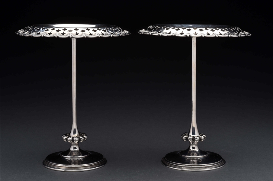 PAIR OF TIFFANY STERLING SILVER COMPOTES. 