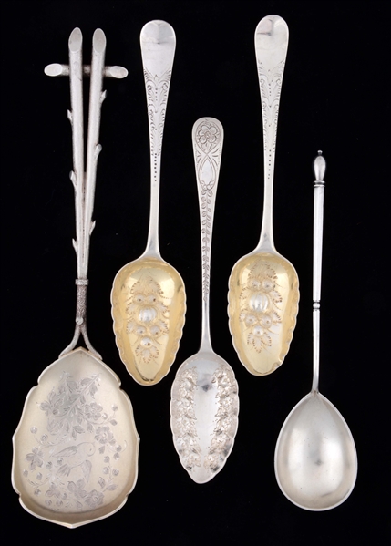LOT OF 5: ENGLISH STERLING SILVER BERRY SPOONS.