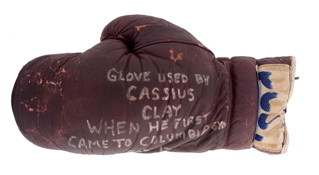 1954 CASSIUS CLAY EARLIEST KNOWN BOXING GLOVE.