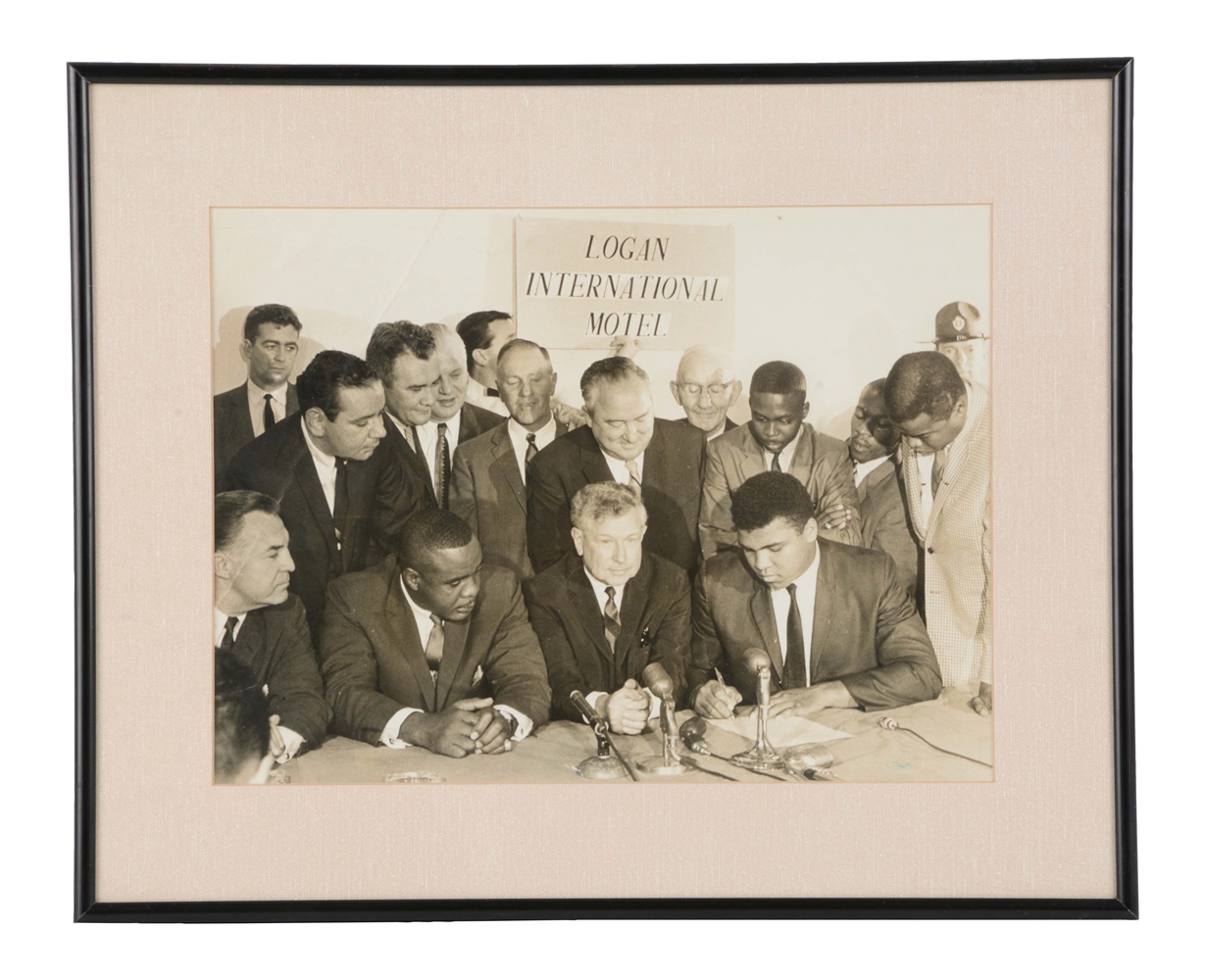 OVERSIZED CASSIUS CLAY AND SONNY LISTON CONTRACT SIGNING PHOTO.