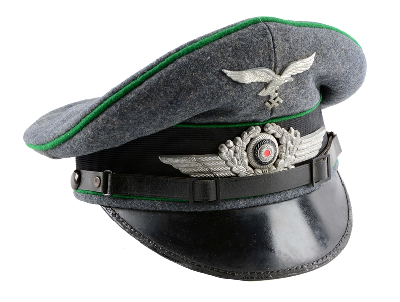 GERMAN WORLD WAR II AIR FORCE ENLISTED VISOR CAP.
