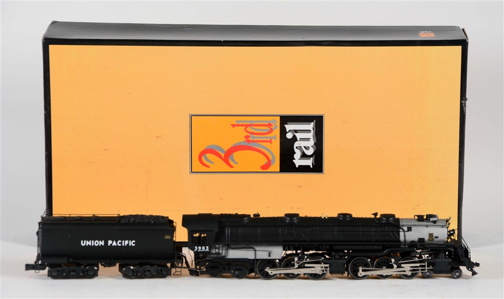 SUNSET MODELS 3 RAIL CHALLENGER LOCOMOTIVE AND TENDER IN BOX.