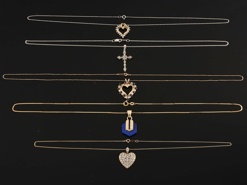 LOT OF 5: NECKLACES.