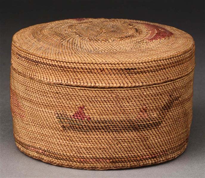 EARLY MAKAH TRIBE DECORATED & COVERED ROUND BOX.