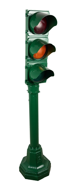 ONE-WAY UPRIGHT GREEN TRAFFIC SIGNAL.