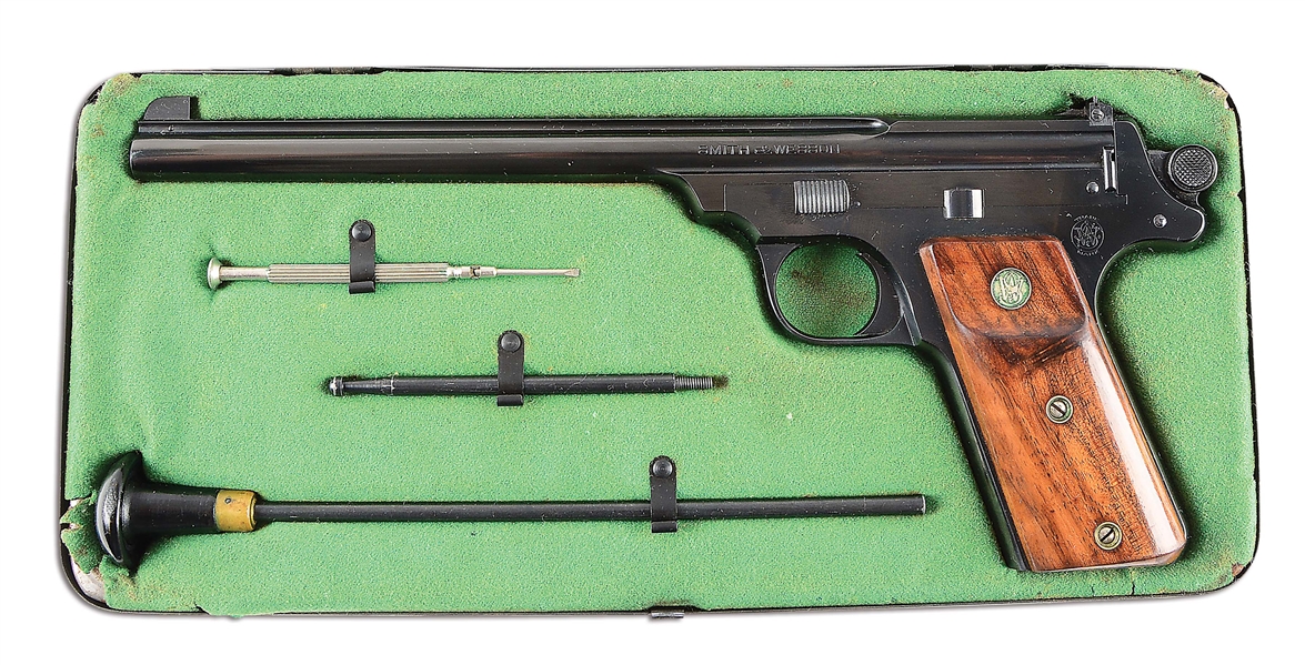(C) AS NEW SMITH & WESSON 4TH MODEL STRAIGHT LINE TARGET PISTOL IN ORIGINAL CASE.