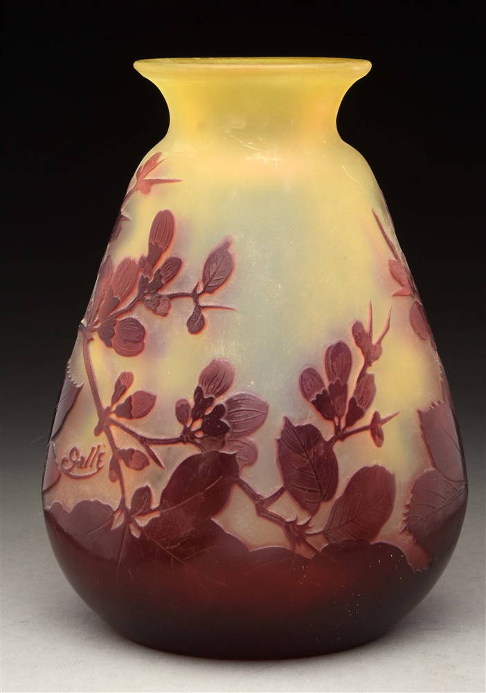 GALLE FLORAL CAMEO VASE.