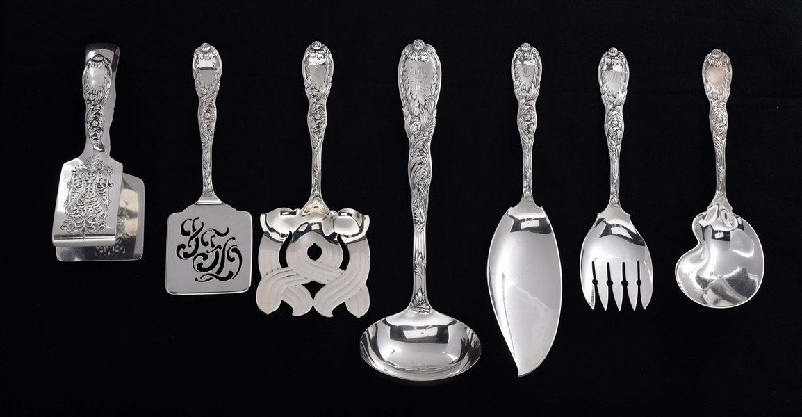 GROUP OF TIFFANY STERLING SERVING PIECES.