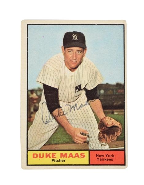 1961 SIGNED TOPPS NO. 387 DUKE MAAS CARD.