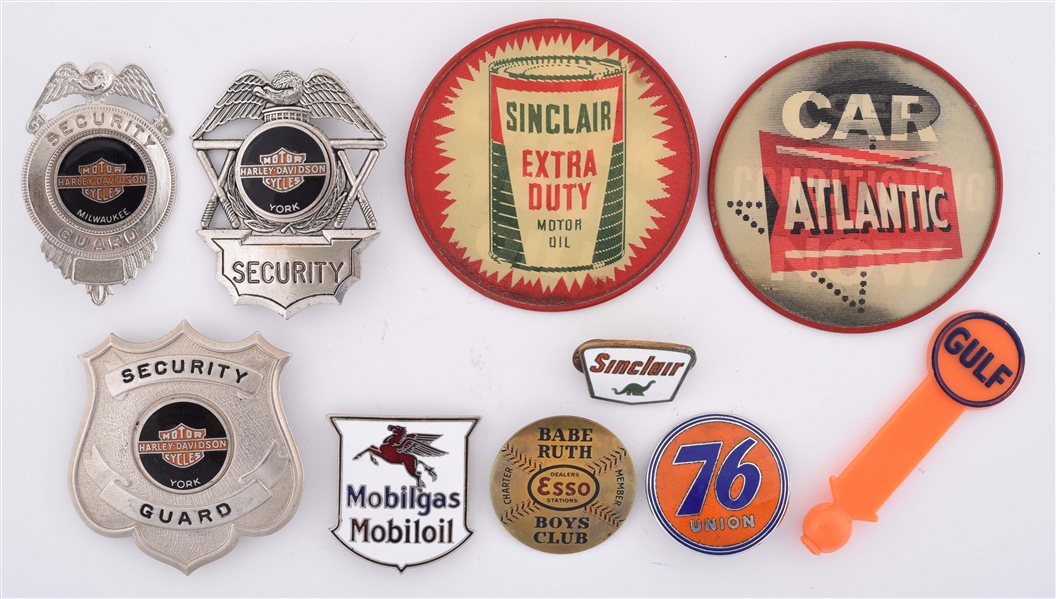 LOT OF 10: ASSORTED ADVERTISING PINS FROM HARLEY DAVIDSON, MOBIL OIL & SINCLAIR.