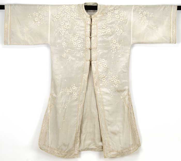 Sohag Robe Lot Detail - SILK ROBE