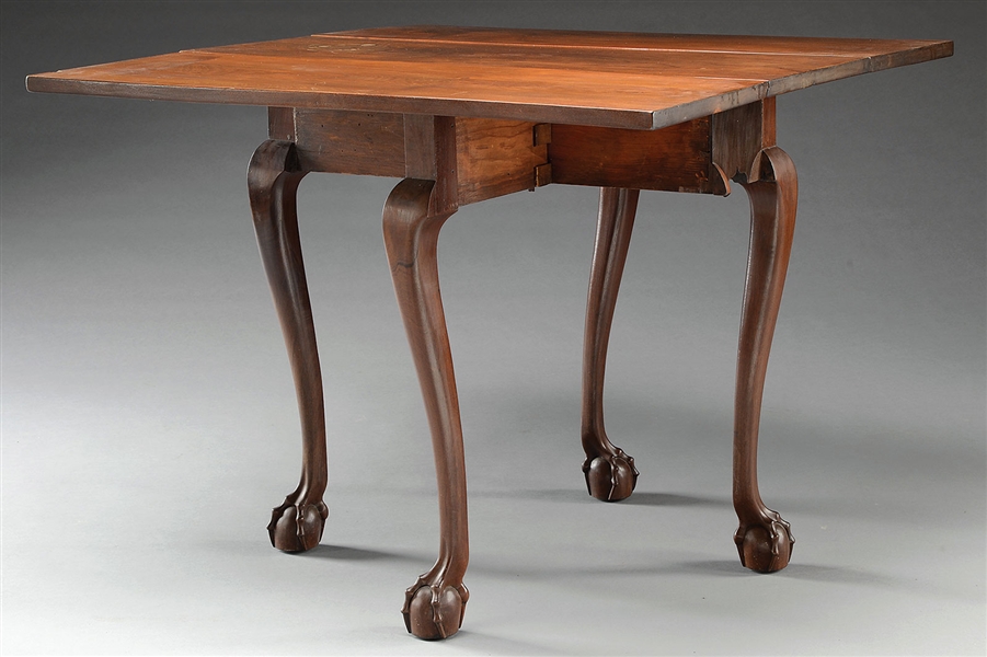 CHIPPENDALE MAHOGANY BREAKFAST TABLE                                                                                                                                                                    