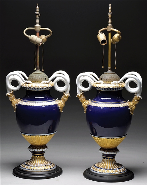 LG PR OF MEISSEN BLEU DE ROI AND GILT URNS                                                                                                                                                              