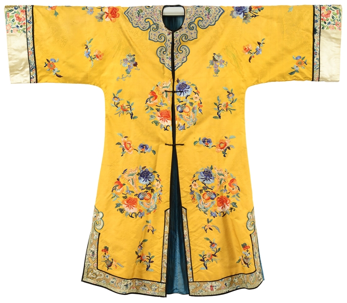 CHINESE WOMANS ROBE                                                                                                                                                                                    