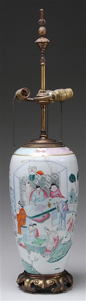 CHINESE PORCELAIN LAMP                                                                                                                                                                                  