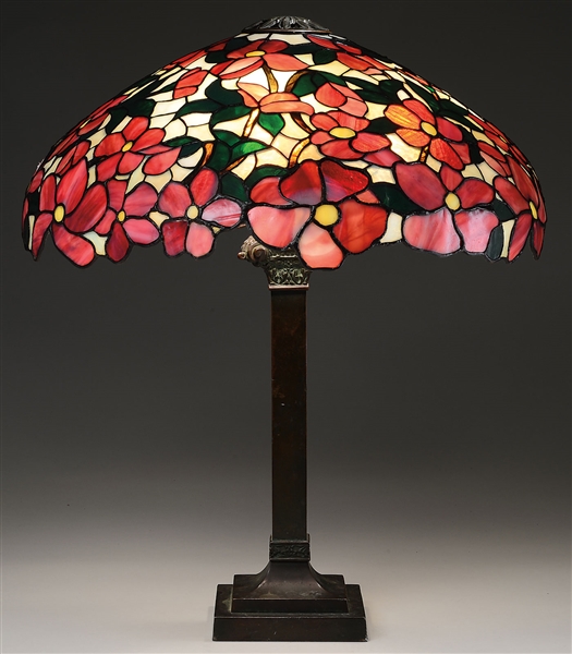 SUESS LEADED GLASS TABLE LAMP                                                                                                                                                                           
