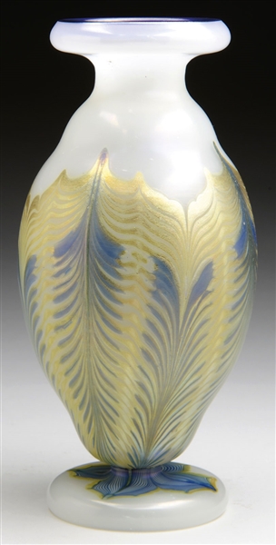 ART GLASS PULLED FEATHER VASE                                                                                                                                                                           