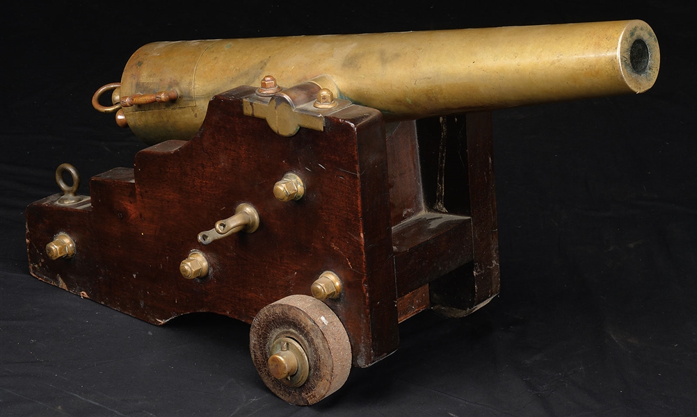 STRONG TYPE BRASS CANNON ON CARRIAGE                                                                                                                                                                    
