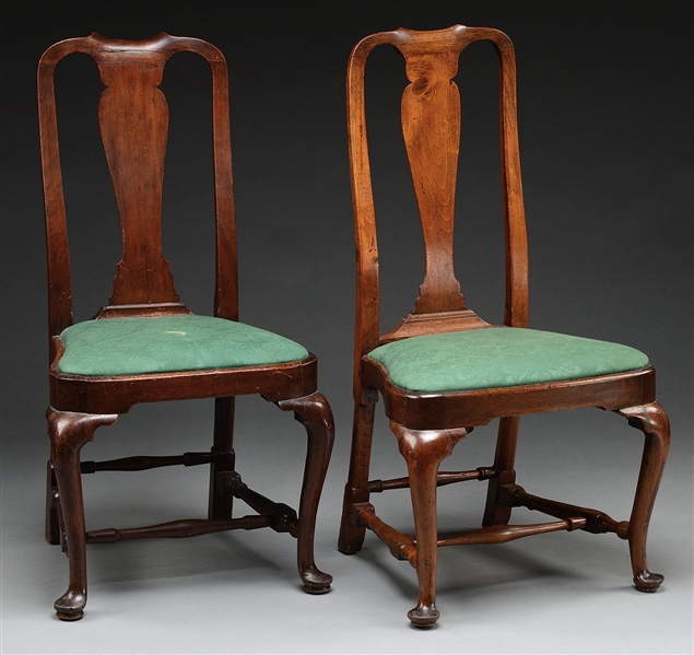 TWO QUEEN ANNE COMPASS SEAT SIDE CHAIRS.                                                                                                                                                                