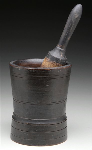 OLIVE GREEN PAINTED MORTAR AND PESTLE.                                                                                                                                                                  