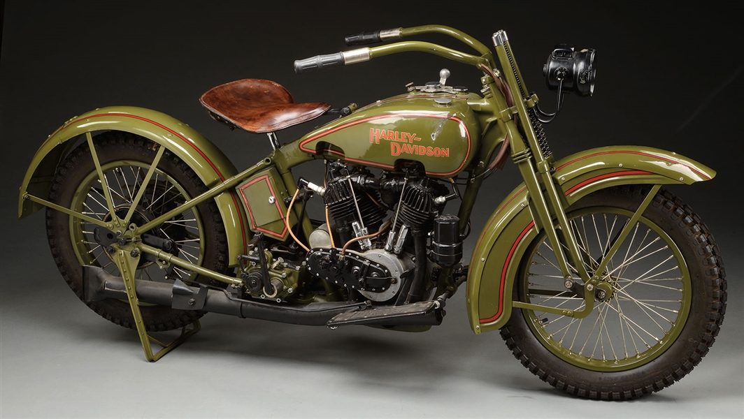 HARLEY DAVIDSON MOTORCYCLE WITH 1916 PATENT DATE.                                                                                                                                                       