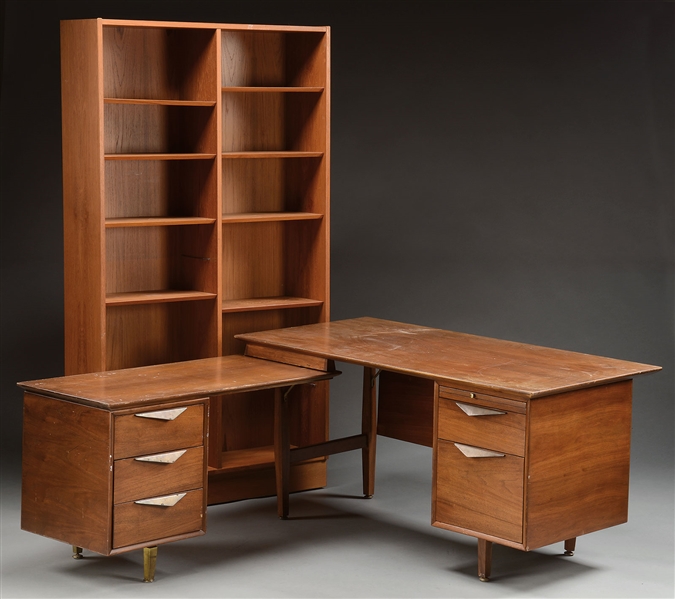 GROUP OF MID CENTURY OFFICE FURNISHINGS.                                                                                                                                                                