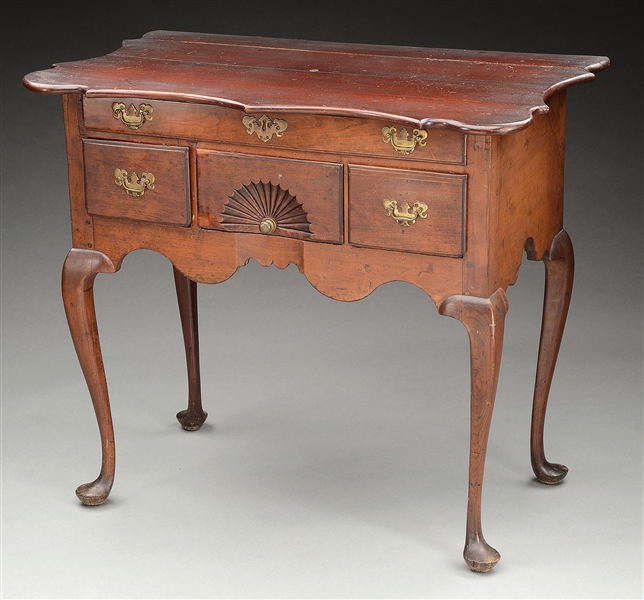 FINE AND RARE QUEEN ANNE CHERRY DRESSING TABLE.                                                                                                                                                         