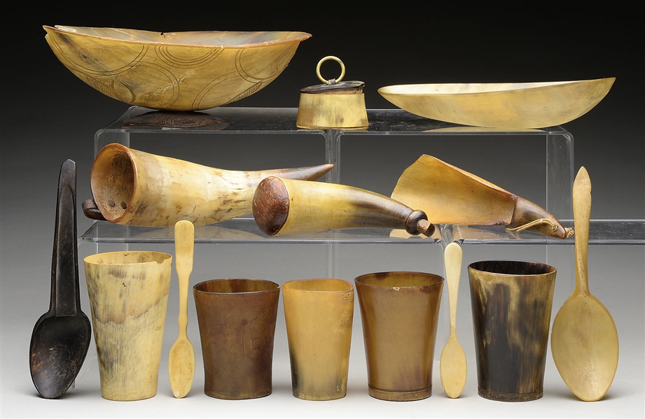FIFTEEN ANTIQUE CARVED HORN ITEMS.                                                                                                                                                                      