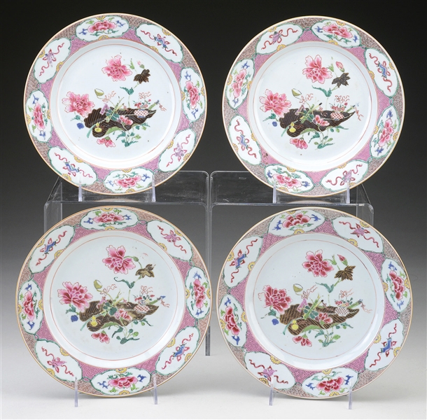 FOUR EXPORT FAMILLE ROSE PLATES.                                                                                                                                                                        