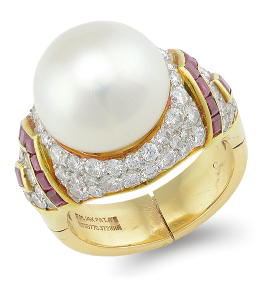 18KT GOLD PEARL, DIAMOND & RUBY RING.                                                                                                                                                                   
