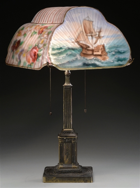PAIRPOINT PUFFY MAYFLOWER TABLE LAMP.                                                                                                                                                                   