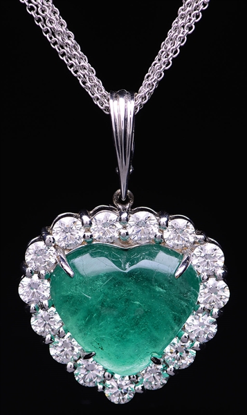 EMERALD & DIAMOND HEART SHAPED NECKLACE.                                                                                                                                                                