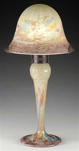 MULLER CAMEO GLASS TABLE LAMP.                                                                                                                                                                          