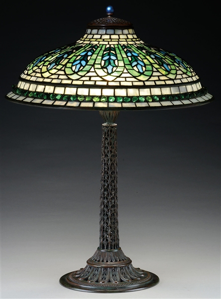 TIFFANY STUDIOS GENTIAN TABLE LAMP.                                                                                                                                                                     