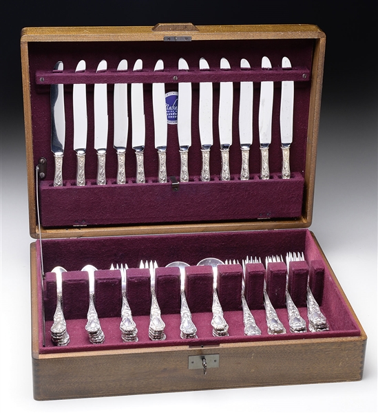 WHITING LILY / FLORAL STERLING FLATWARE SET.                                                                                                                                                            