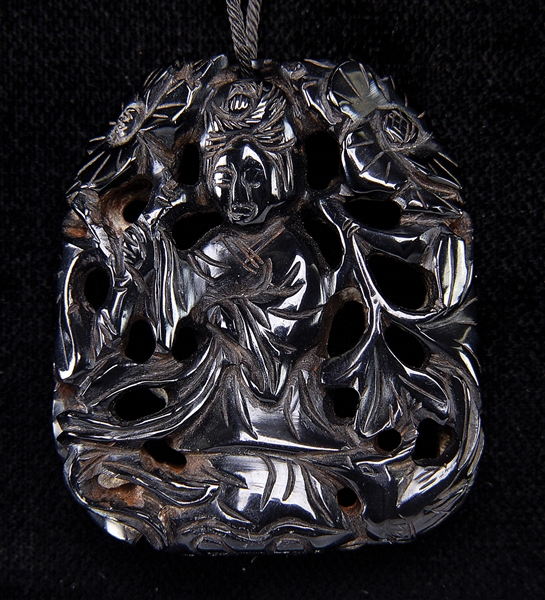 CARVED CHINESE AMULET.                                                                                                                                                                                  