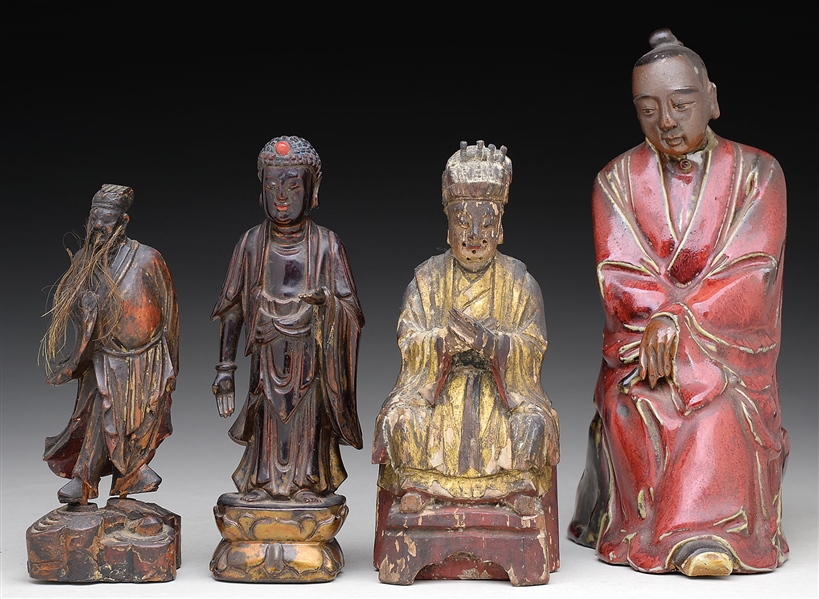 LOT OF WOOD AND POTTERY STATUES.                                                                                                                                                                        