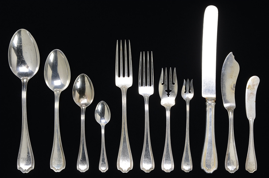 EIGHTY SIX PIECE STERLING FLATWARE SET BY REED & BARTON IN THE "HEPPLEWHITE" PATTERN.                                                                                                                   