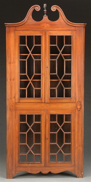 BENCHMADE CHIPPENDALE STYLE INLAID MAHOGANY CORNER CABINET.                                                                                                                                             