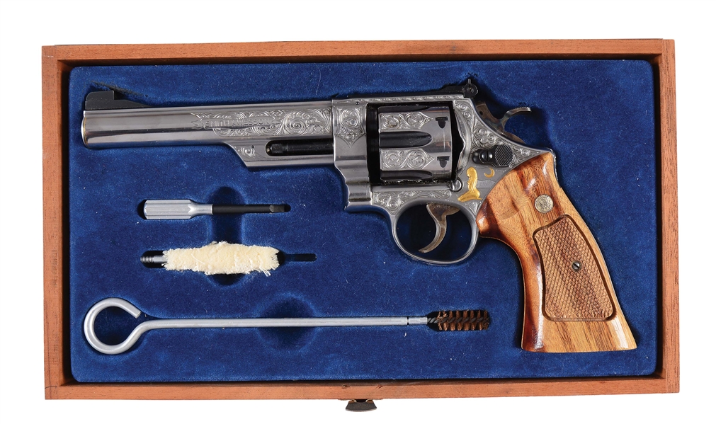 (M) ENGRAVED CASED SMITH & WESSON MODEL 25-2 DOUBLE ACTION REVOLVER