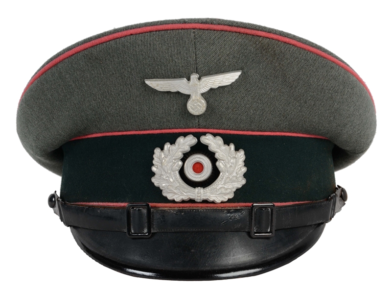 GERMAN WWII HEER PANZER ENLISTED VISOR CAP.