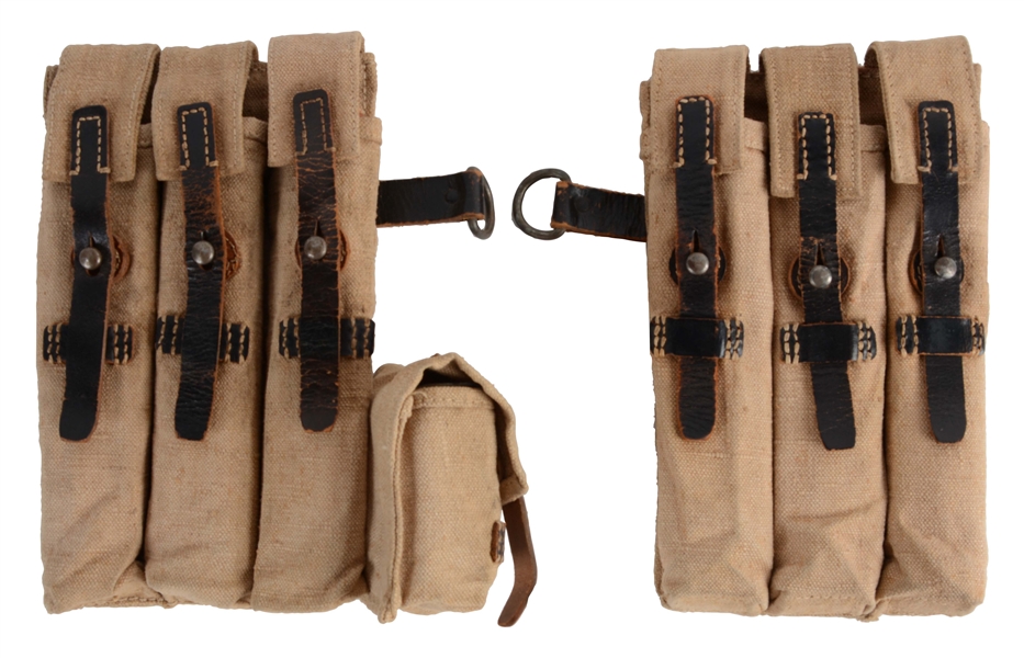 GERMAN WWII PAIR OF MP38/40 MAGAZINE POUCHES.