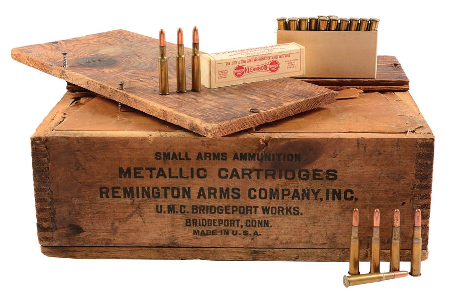 CASE OF 30-40 KRAG AND WINCHESTER SMOKELESS AMMUNITION.