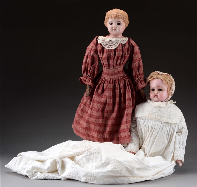 LOT OF 2: EARLY VICTORIAN DOLLS.