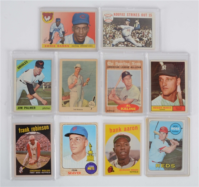 LARGE LOT OF ASSORTED 1950-1960S BASEBALL CARDS.