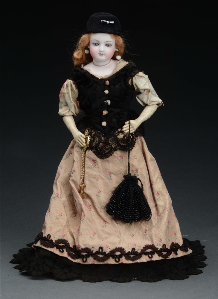 ATTRACTIVE 12" FRENCH FASHION DOLL.