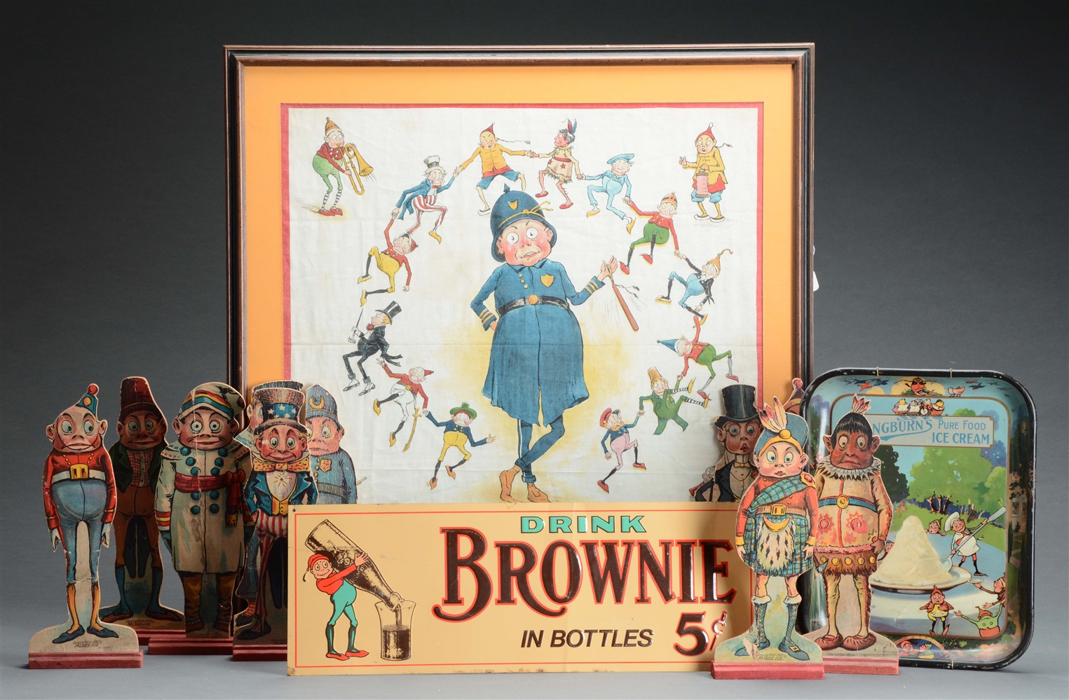 LOT OF 13: BROWNIE ITEMS ASSORTMENT.