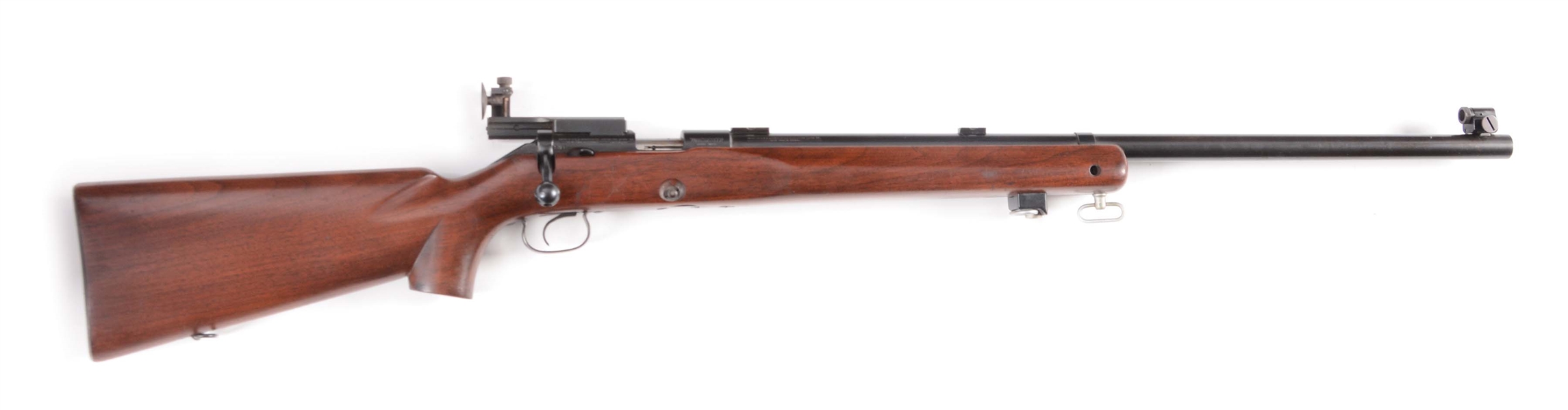 (C) WINCHESTER MODEL 52 BOLT ACTION TARGET RIFLE (1946).