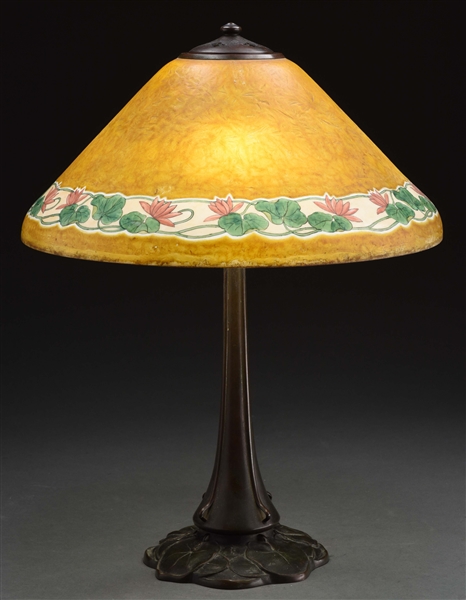 HANDEL WATER LILY TABLE LAMP. 